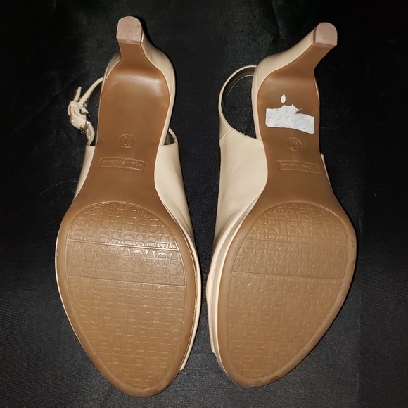 Etienne Aigner Cream Slingback 3" Heels Size 10 - Picture 7 of 8